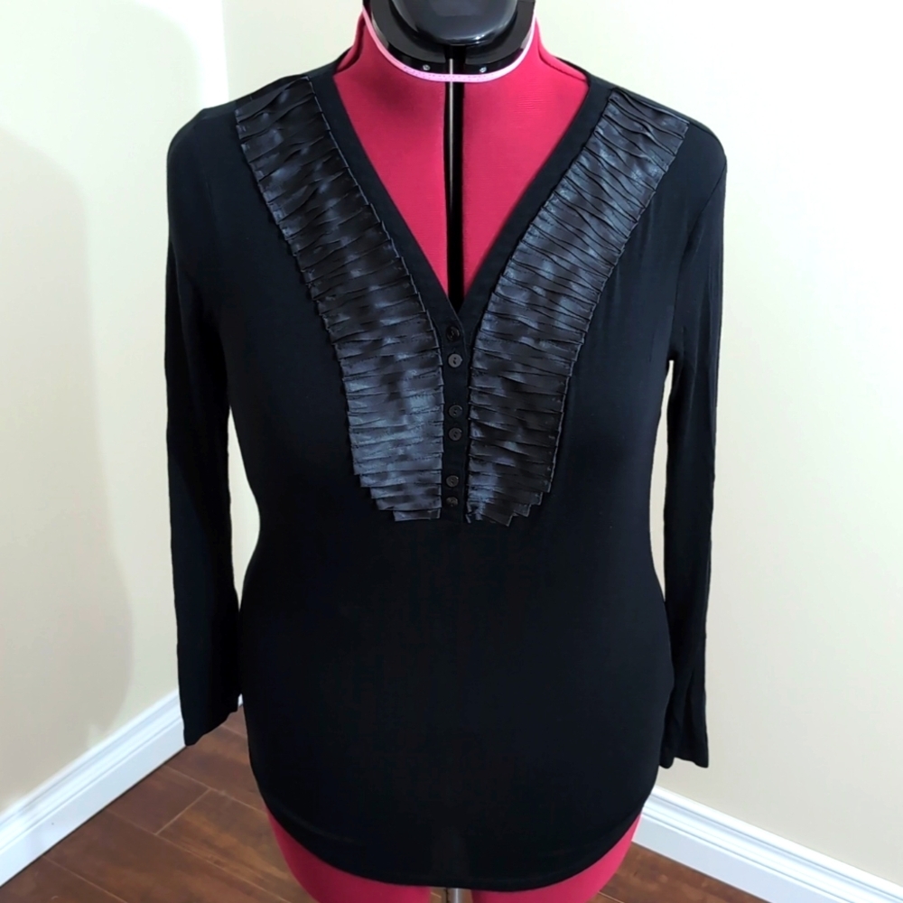 Antonio Melani| Black V-Neck Long Sleeve T-Shirt With Layered Ruffles Detailing